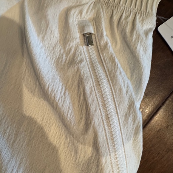 Athleta White Athletic Shorts Lightweight Comfort - Picture 4 of 10